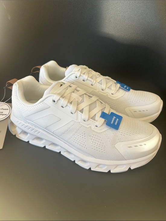 Avia Shoes - NWT 🆕 Avia Women’s White Lightweight Mesh Running Sneakers size 9